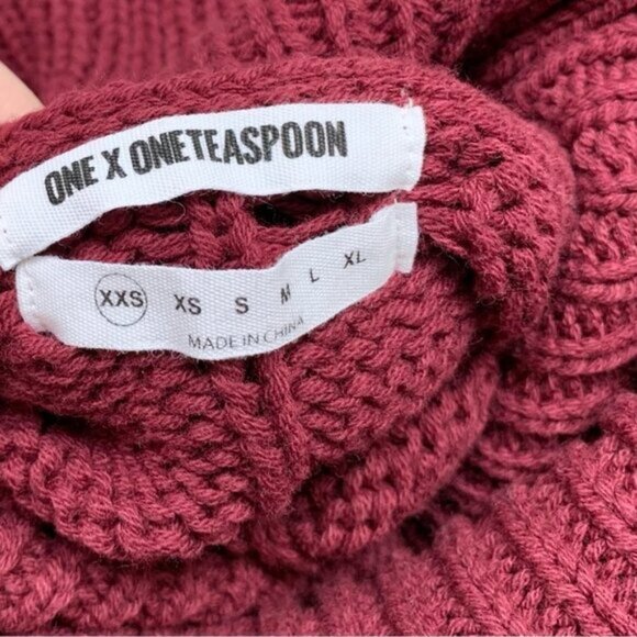 One Teaspoon Turtleneck Sweater Cable Knit Long sleeve Burgundy Size XXS - Picture 13 of 16